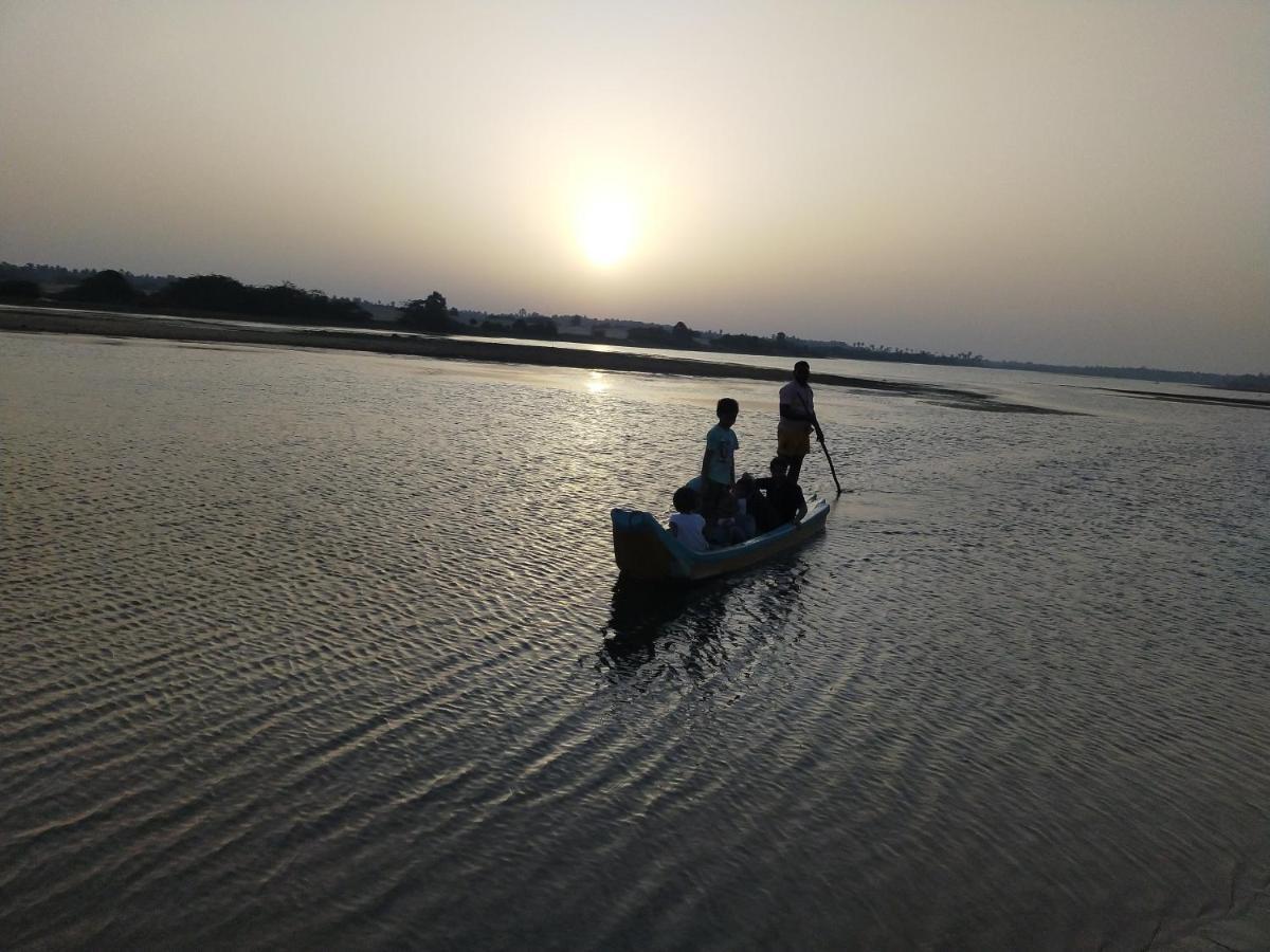 The Farm Crest, Ecr Kadallur Kūvattūr 외부 사진