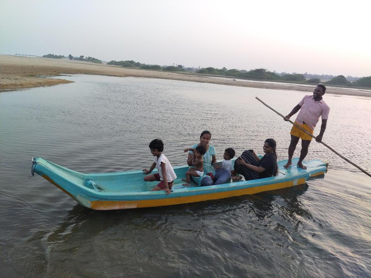 The Farm Crest, Ecr Kadallur Kūvattūr 외부 사진